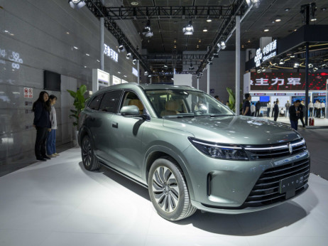Kitajski proizvajalec luksuznih avtomobilov Seres prehitel BMW