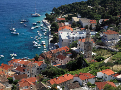 Zakaj Hrvaška izgublja slovenske in druge tuje kupce