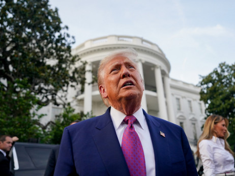 Julija bo udaril 'nori Trump', a slovenska podjetja imajo protinačrt