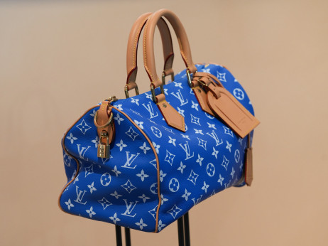 Rekordni skok delnice LVMH po presenetljivem povečanju prodaje