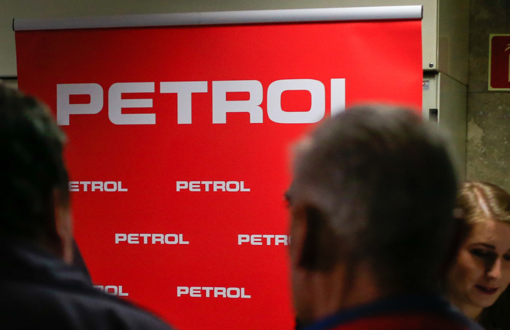 Koga vse sponzorira Petrol? In kdo bi lahko ostal brez sredstev?