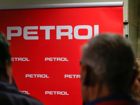 Koga vse sponzorira Petrol? In kdo lahko ostane brez sredstev?