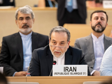 Deeskalacija napetosti: ZDA in Iran bosta sedla za mizo