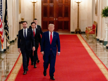 Analiza: Trump naredil dramatičen preobrat z vstopom v bližnjevzhodno vojno