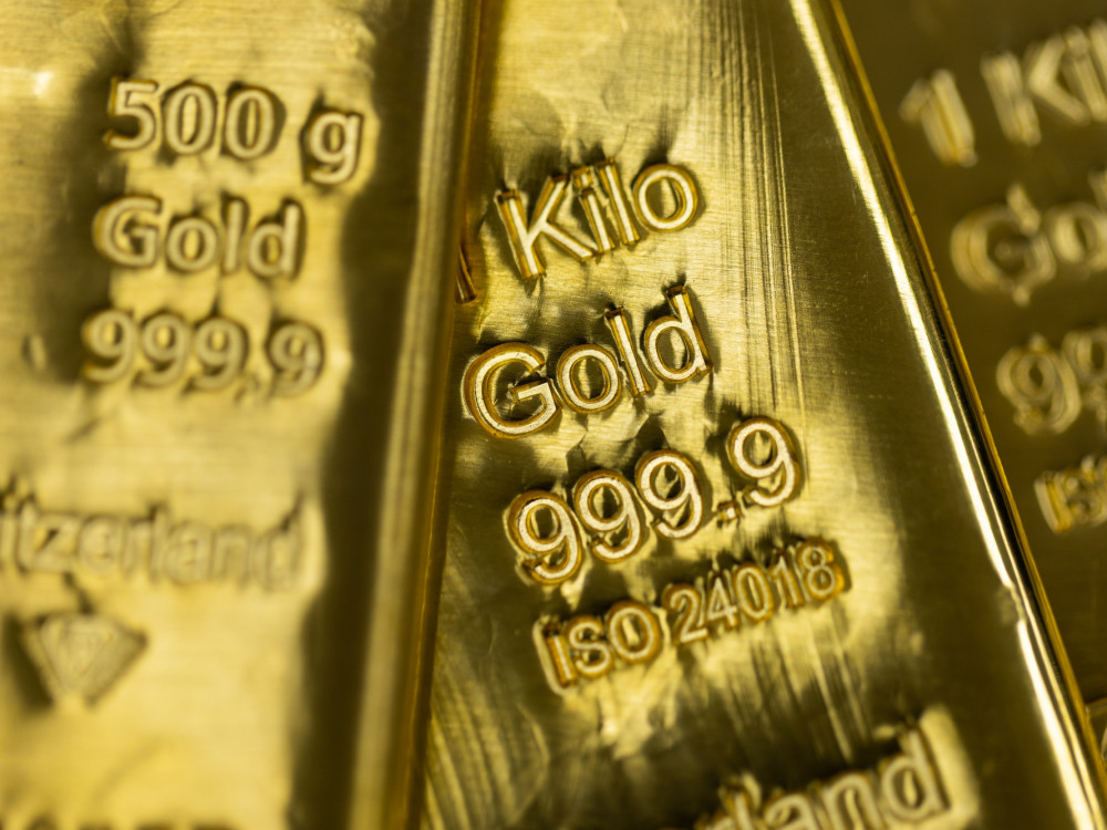 Analiza: zakaj zlato izgublja zagon?