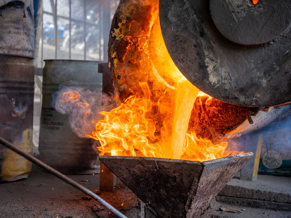 Zlato se ceni, povpraševanje se namreč ohlaja