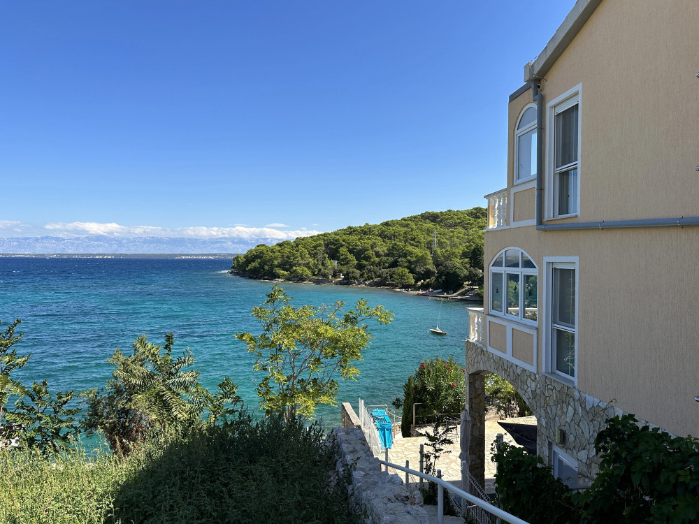 Je davek na nepremičnine na Hrvaškem odvrnil slovenske kupce? Statistika je jasna