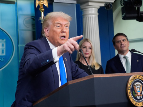 Top 5 novic za začetek dneva: Trumpova velika, čudovita zmaga