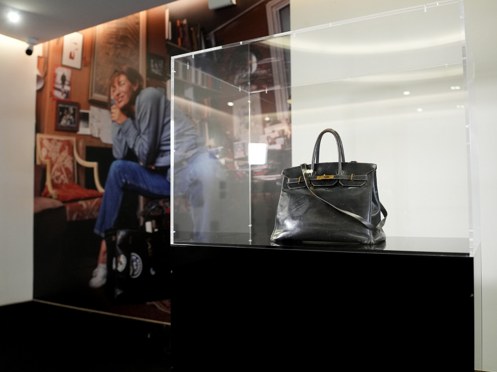 Torbica Hermès Birkin prodana za deset milijonov dolarjev, odhaja na Japonsko