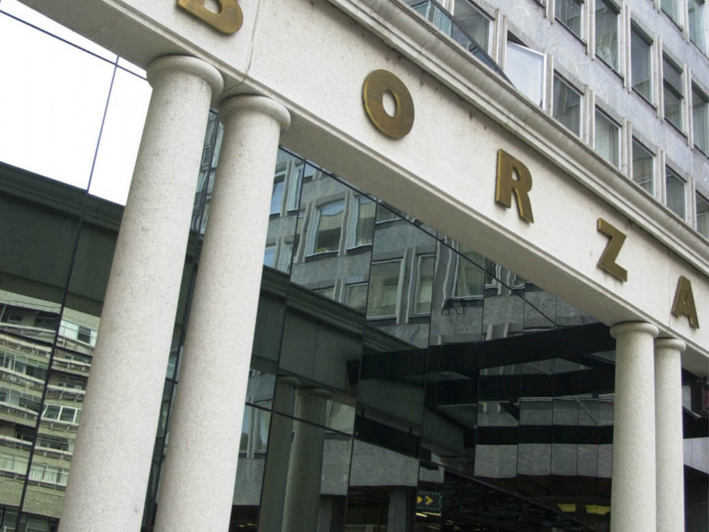 Nova pocenitev Krkinih delnic, Petrol z največjim minusom