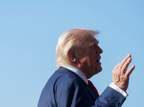 Osamljeni Trump grozi Kanadi zaradi napovedi priznanja Palestine