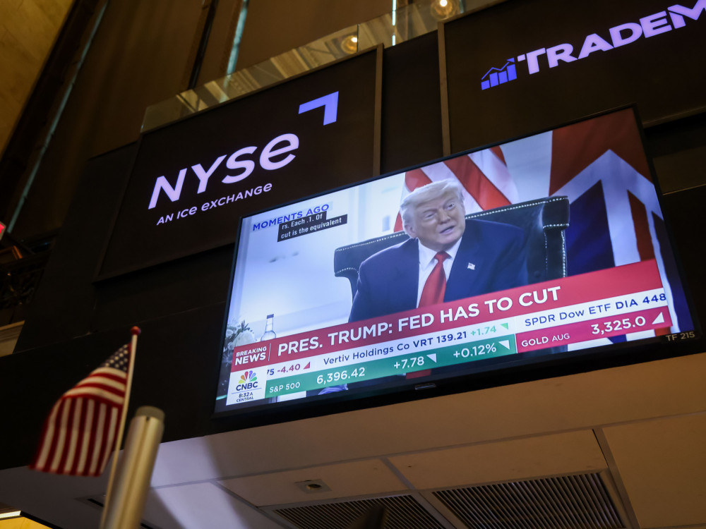 Trumpov carinski dan: Izgube delnic se zaradi carin nadaljujejo