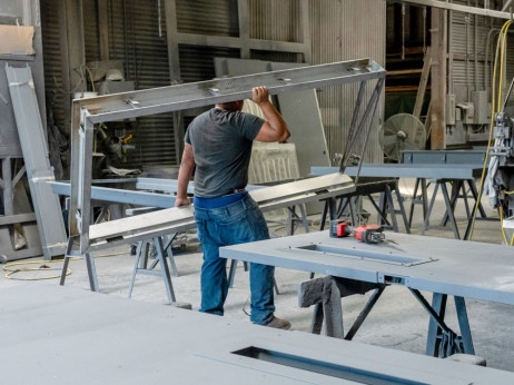 UMAR v spomladanski napovedi znižal pričakovano rast BDP