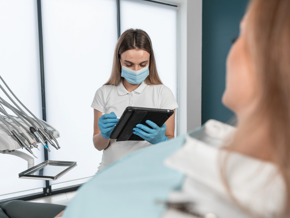 Hrvaška klinika z nagrado snubi slovenske paciente; ZZZS grozi z inšpekcijo