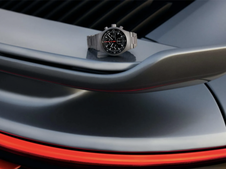 Prestižna ura na zapestju, podpisana s Porsche Design