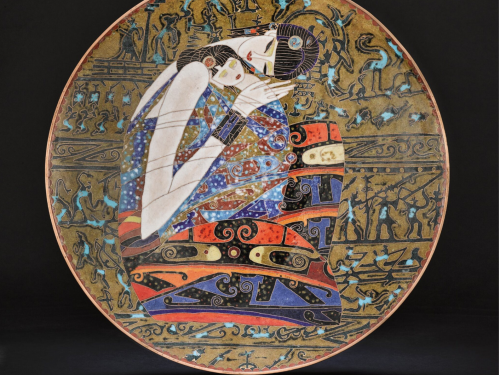 Zakaj je nakit v slogu art deco po sto letih še vedno vreden milijone