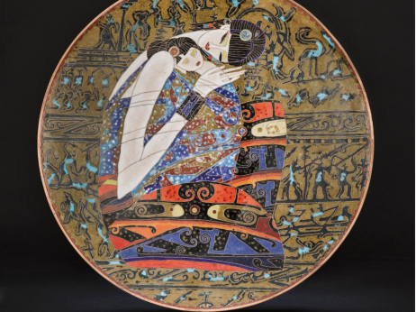 Zakaj je nakit v slogu art deco po sto letih še vedno vreden milijone