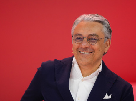 Novemu direktorju 20 milijonov evrov bonusa, da bi rešil Gucci