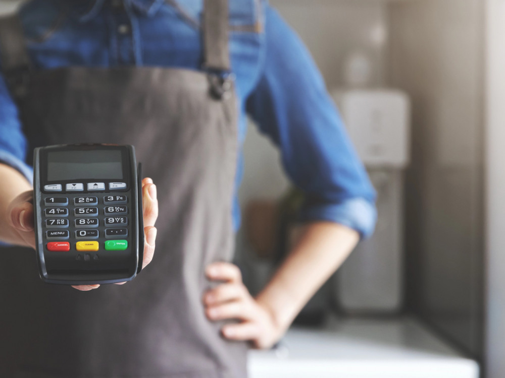 Napitnine v sivi coni: kdo jih prejme in kdo izplača?