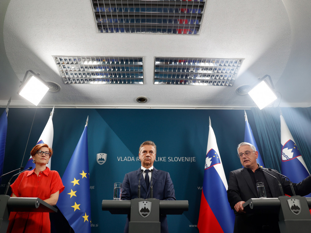 E-pismo: Ti dobiš božičnico! Vsi dobite božičnico!