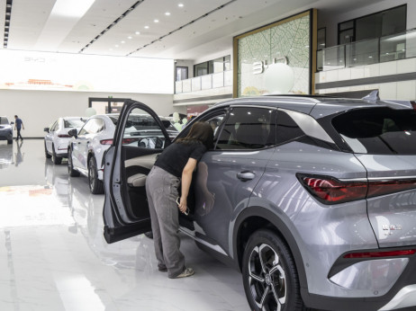 Avtotrg EU: Večina evropskih znamk januarja v rdečem, BYD