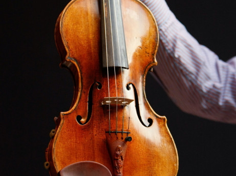 Kako je Stradivari prehodil pot od violine vredne 6 milijonov dolarjev do premoženja, ki raste?