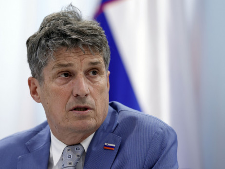 Minister Sajovic: 'EU je obrambno 70-odstotno samozadostna, mi pa 10'
