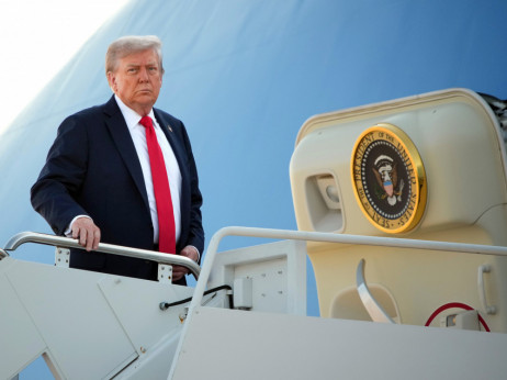 Navkrižje interesov? Trump med mandatom kupil za 104 milijonov dolarjev obveznic
