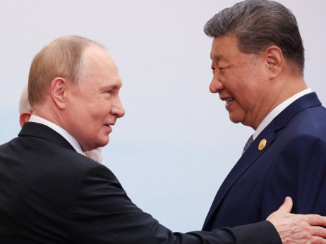 Po Trumpu se na Kitajsko odpravlja tudi Putin