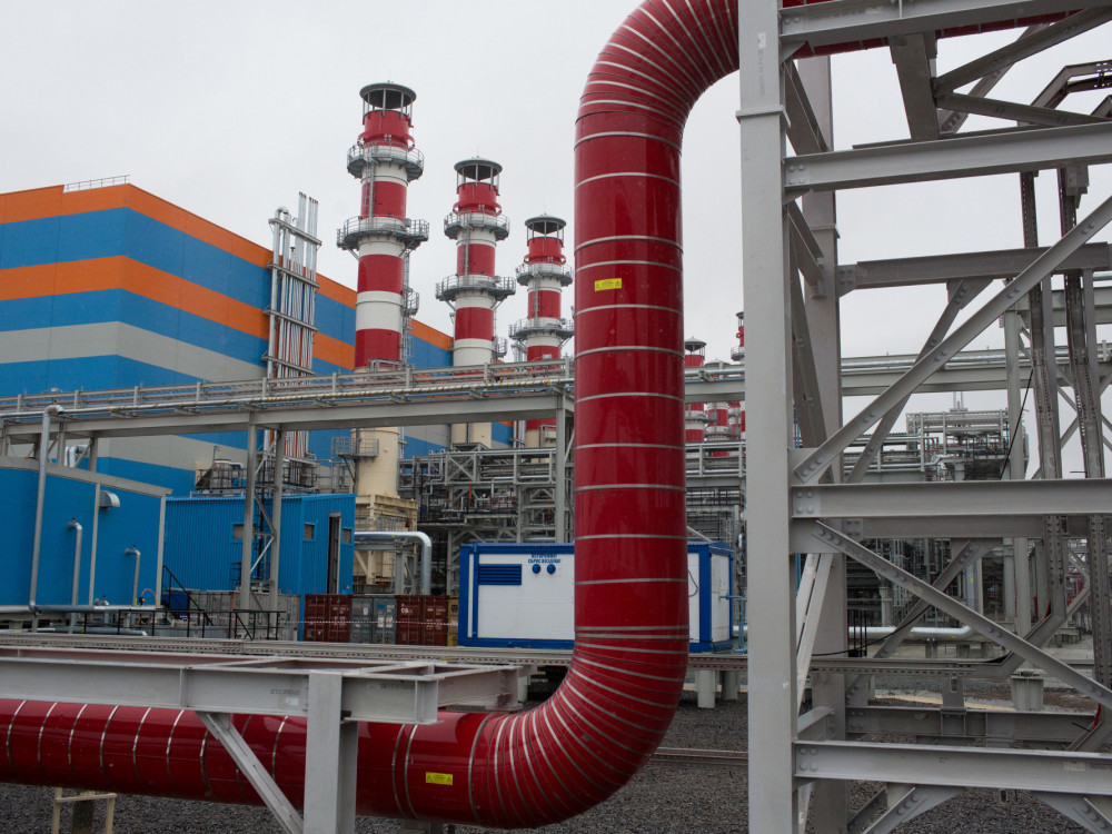 EU bi po ameriškem pritisku hitreje opustila ruski LNG