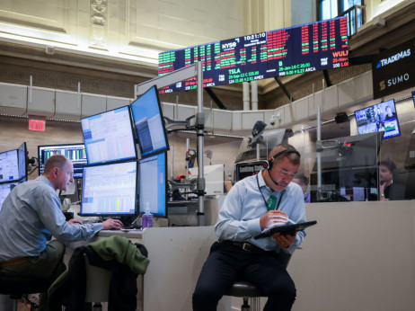 Borzni pregled: ko wallstreetske banke vedrijo in oblačijo
