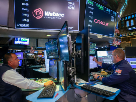 Trgi: delnice brez izrazite smeri, previdnost narašča pred pred rezultati Nvidie