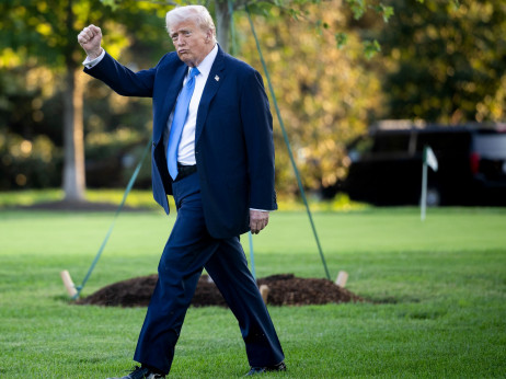 Trump napovedal nove carine, veljale bodo od srede