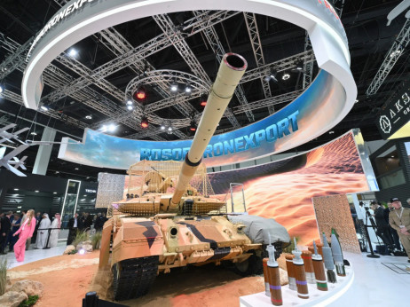 Militarizacija sveta: ali je obrambna industrija gonilo svetovne ekonomije?