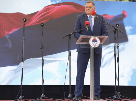 Volitve v Republiki Srbski: Iskanje naslednika proruskega Dodika