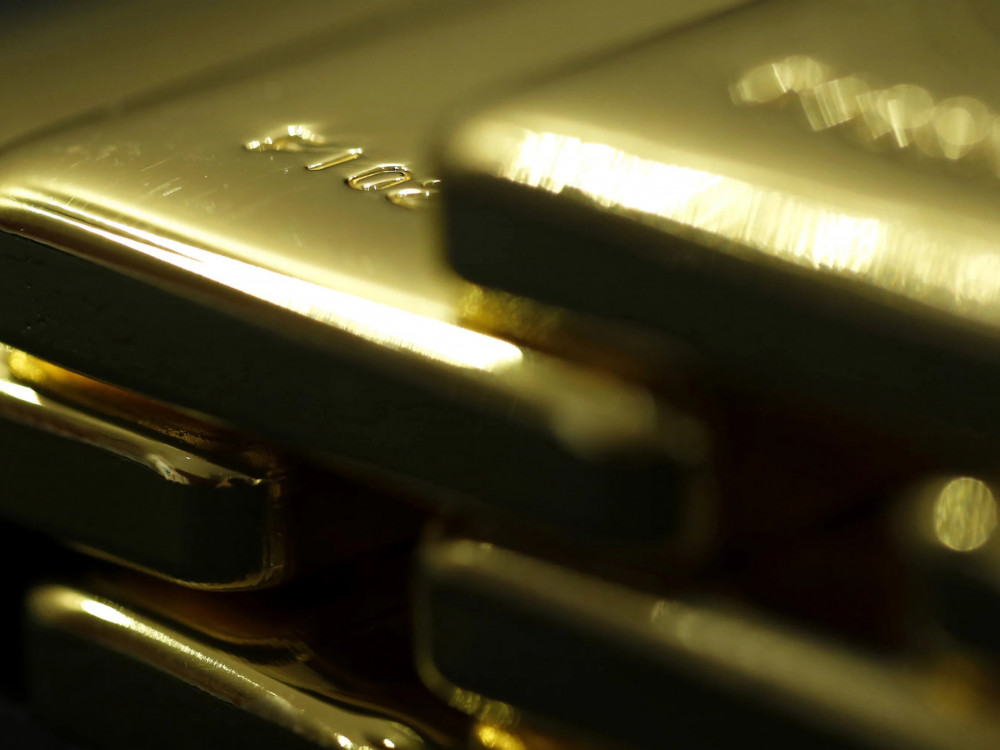 TOP 5 novic za začetek dneva: zlato je bolj donosno kot delnice