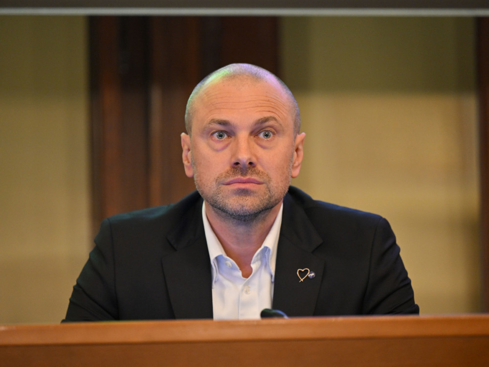 Blaž Brodnjak, NLB: "Dokler se ne strelja, je v nepopolnosti velika vrednost"