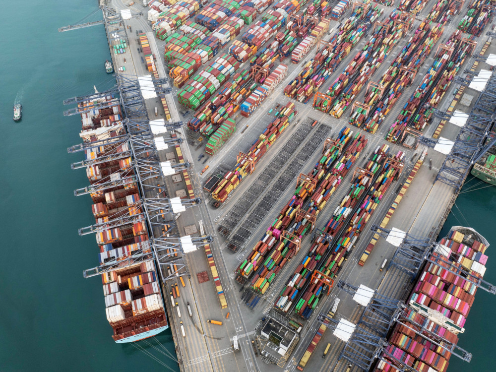 Xi Jinping odgovarja s pristaniškimi pristojbinami za ameriške ladje