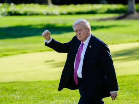 Trump v Aziji na lovu za kupčijami in Nobelovo nagrado