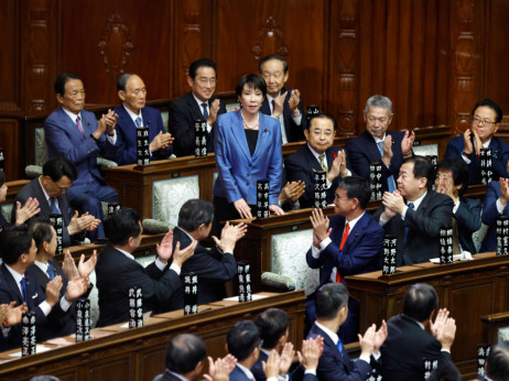 Sanae Takaichi je postala prva japonska premierka