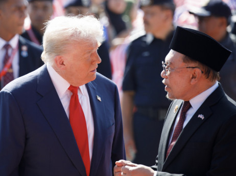 Trump po redke minerale k Anwarju