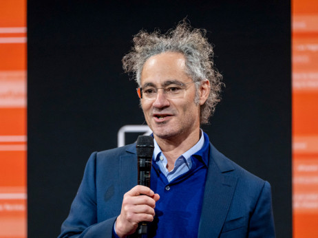 Vrednotenja AI-delnic pod pritiskom: Palantir izgubil osem odstotkov