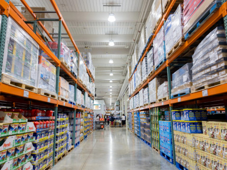 Ameriški trgovci potrebujejo praznični čudež, da bi rešili težko leto 2025