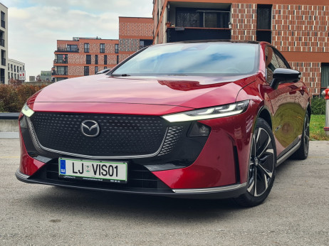 Po neuspehu Mazda tokrat napada s pomočjo Kitajcev