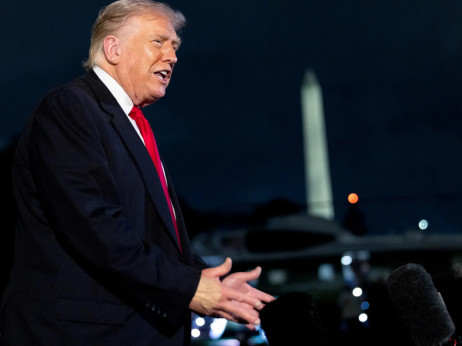 Top 5 novic za začetek dneva: Trump 1, demokrati 0