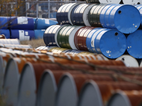 IEA priznava, da bi se naftna veselica lahko nadaljevala