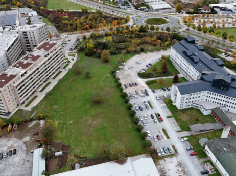 Zemljišča na dražbi: kaj vse bo mogoče graditi po državi?