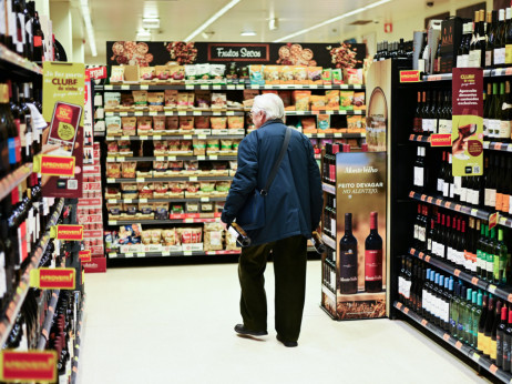 Inflacija v Sloveniji: Letna podražitev hrane kar 5-odstotna