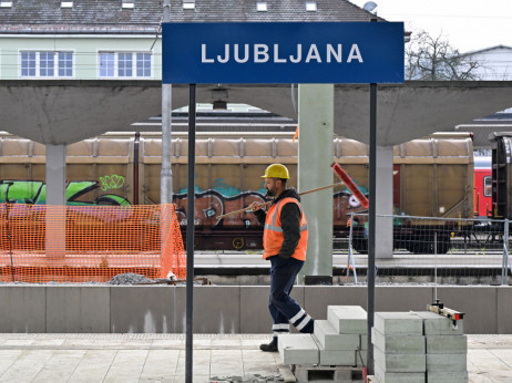 S hitrim vlakom od Ljubljane do Dunaja? Mogoče enkrat do leta 2050