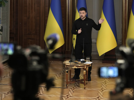 TOP 5 novic za začetek dneva: je mir v Ukrajini na dosegu roke?